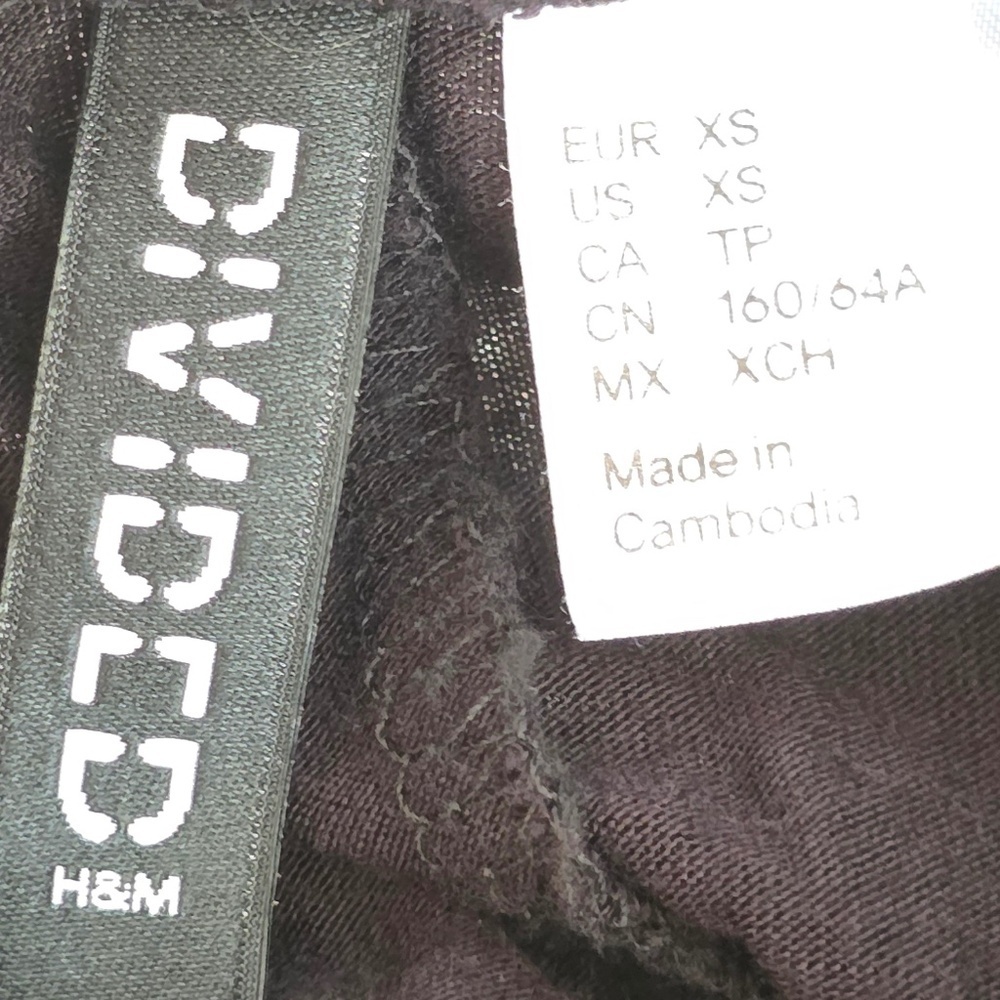 H&M Women's Black Maxi Skirt with High Slit - XS - Picture 5 of 7